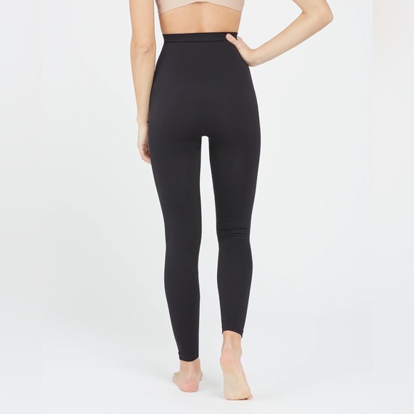 NWT SPANX Look at Me Now High-Waisted Seamless Leggings Very Black XS - Picture 5 of 10